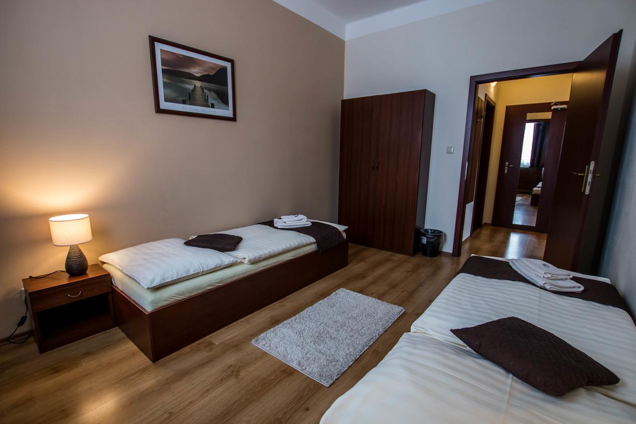 Penzion Fit - Contactless Check In Zvolen Bagian luar foto